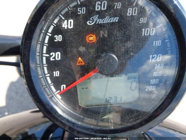 2025 INDIAN MOTORCYCLE CO. SCOUT BOBBER 7