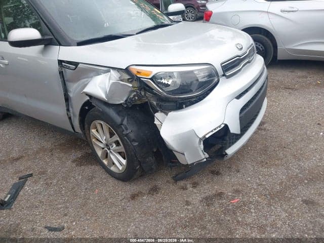 2019 KIA SOUL + 6