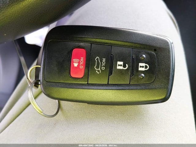 2022 TOYOTA RAV4 HYBRID XLE PREMIUM 11