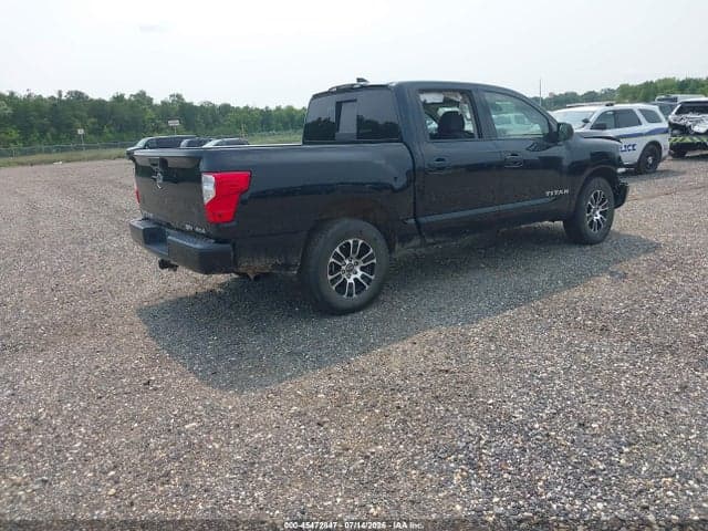 2024 NISSAN TITAN 4