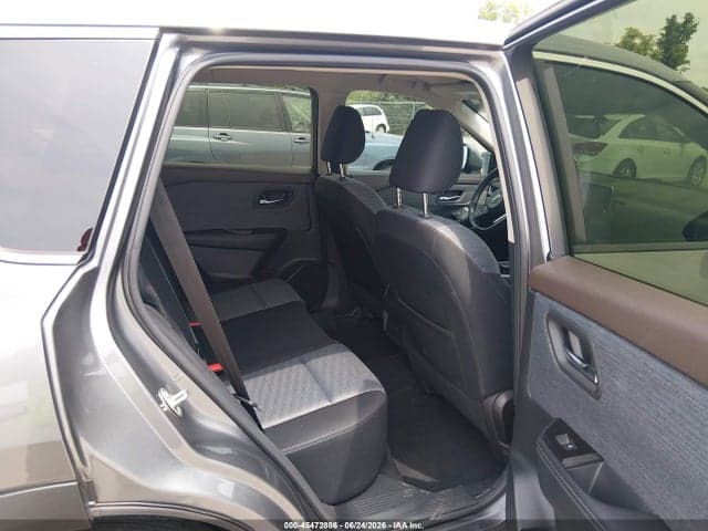 2023 NISSAN ROGUE SV FWD 8