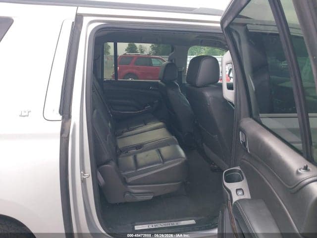 2019 CHEVROLET SUBURBAN LT 8