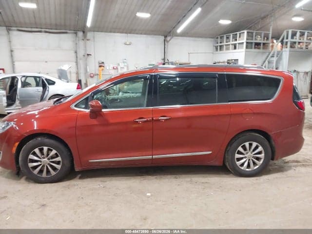 2018 CHRYSLER PACIFICA TOURING L 15