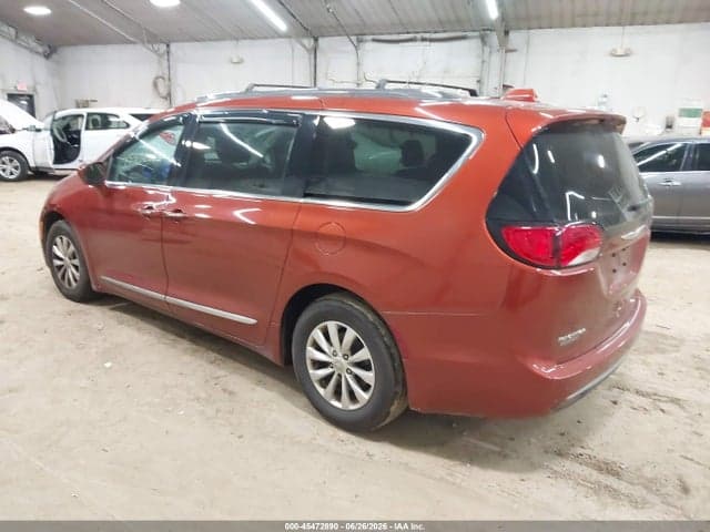 2018 CHRYSLER PACIFICA TOURING L 3