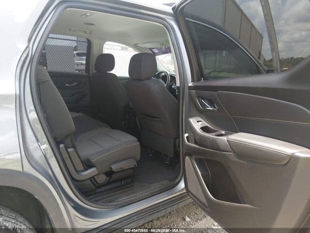 2020 CHEVROLET TRAVERSE FWD LS 8