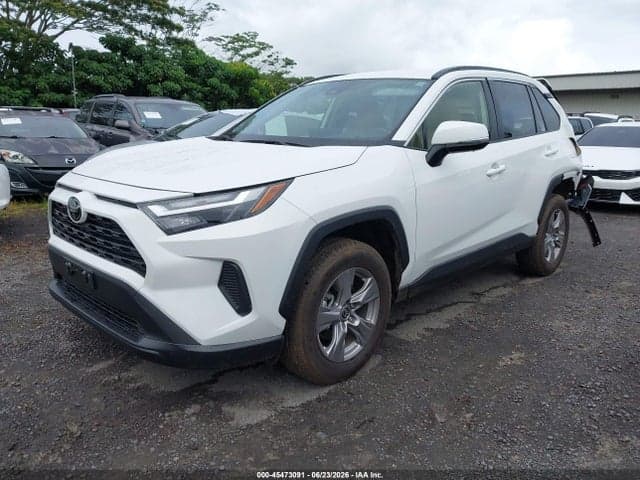 2025 TOYOTA RAV4 XLE 2