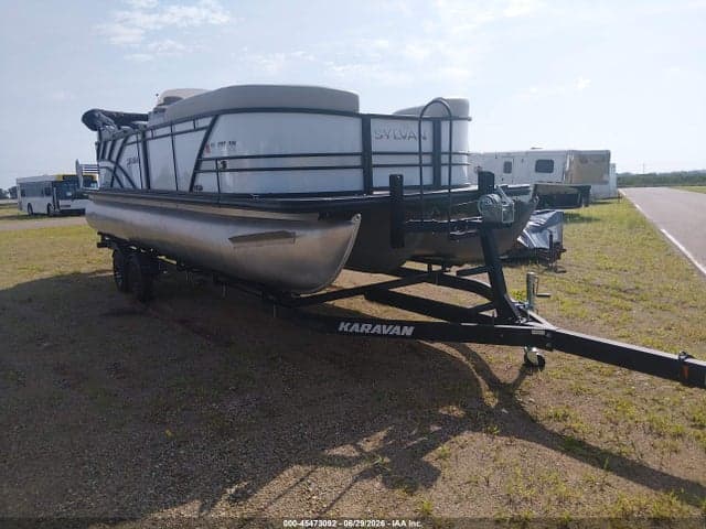 2023 SYLVAN 5KTPS322XPF504159