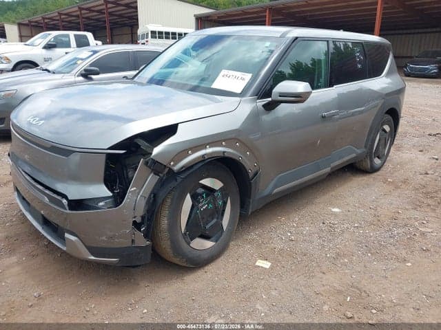 2024 KIA EV9 LIGHT LONG RANGE 2