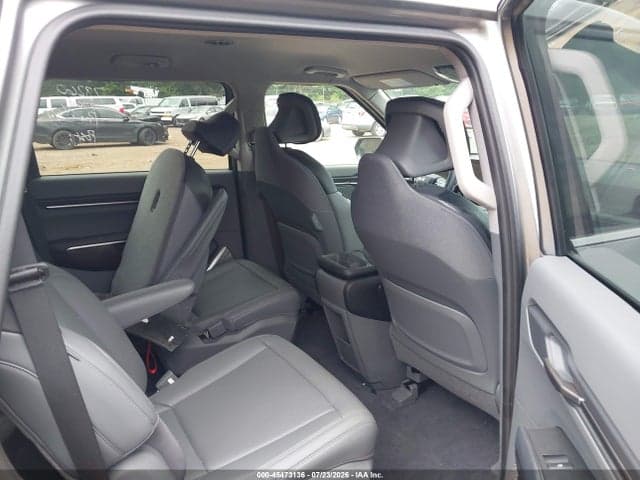 2024 KIA EV9 LIGHT LONG RANGE 8