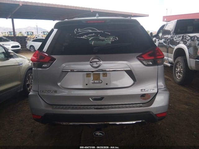 2017 NISSAN ROGUE SL 16