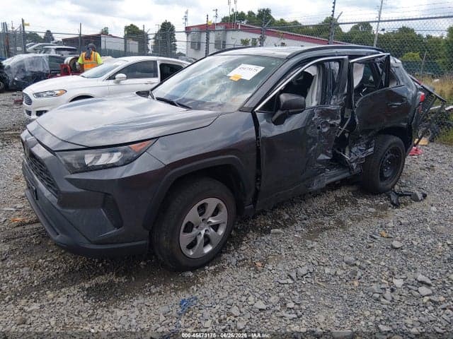 2020 TOYOTA RAV4 LE 2