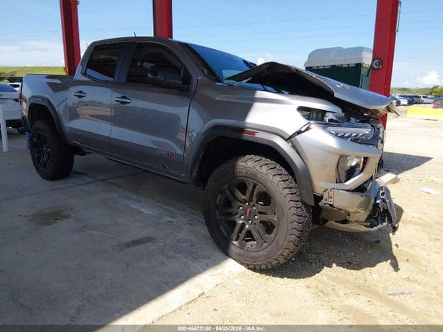 2024 GMC CANYON 4WD AT4 1
