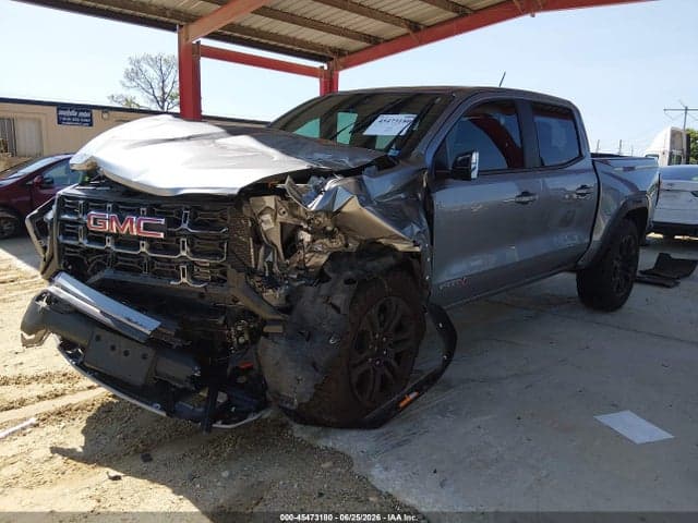 2024 GMC CANYON 4WD AT4 2