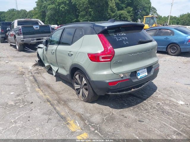 2023 VOLVO XC40 RECHARGE 3