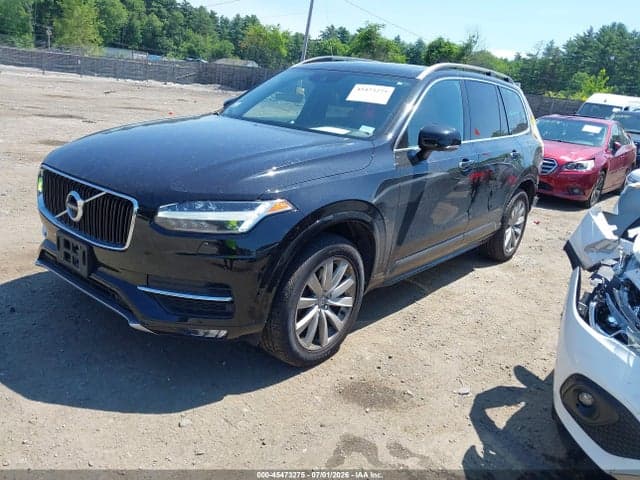 2018 VOLVO XC90 T6 MOMENTUM 2