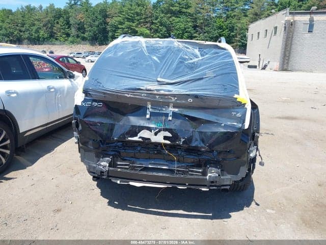2018 VOLVO XC90 T6 MOMENTUM 17