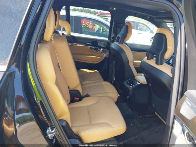 2018 VOLVO XC90 T6 MOMENTUM 8