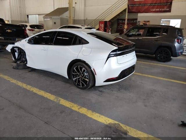 2025 TOYOTA PRIUS PLUG-IN HYBRID XSE 3