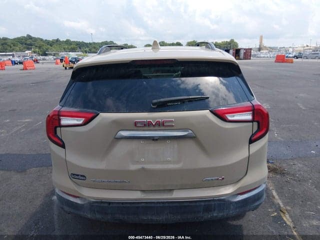 2022 GMC TERRAIN AWD AT4 16