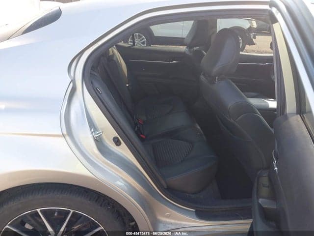 2021 TOYOTA CAMRY SE 8