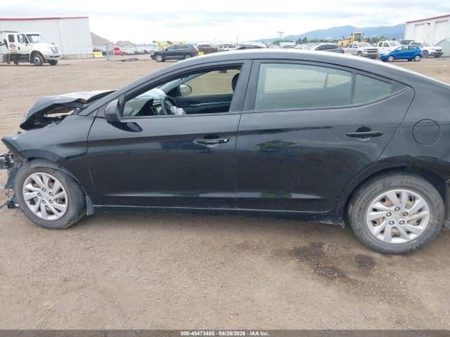 2019 HYUNDAI ELANTRA SE 14