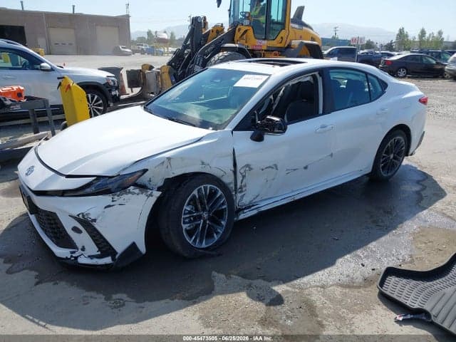 2026 TOYOTA CAMRY SE 2