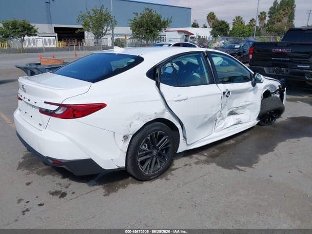 2026 TOYOTA CAMRY SE 4