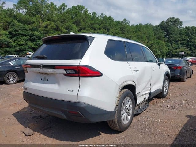 2024 TOYOTA GRAND HIGHLANDER XLE 4