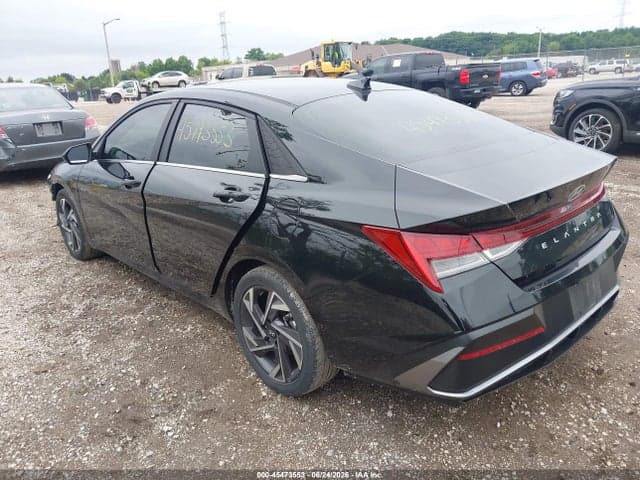 2024 HYUNDAI ELANTRA SEL 3