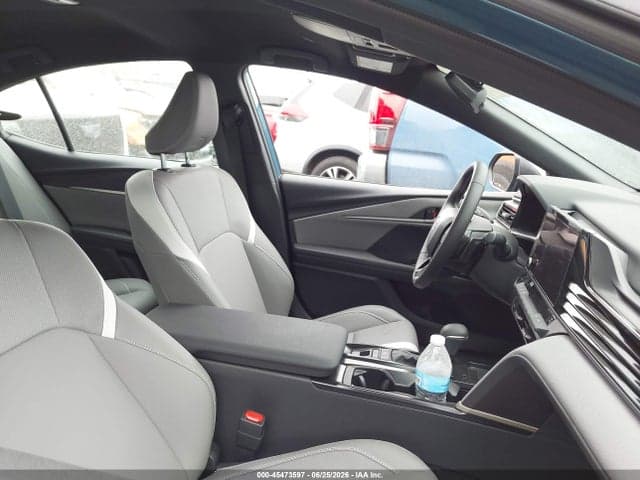 2026 TOYOTA CAMRY SE 5