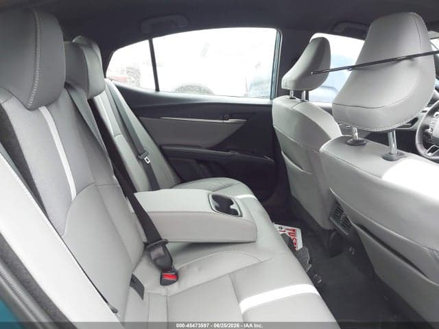 2026 TOYOTA CAMRY SE 8