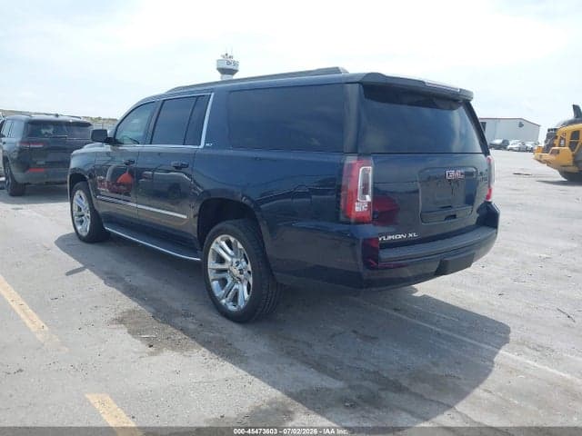 2018 GMC YUKON XL SLT 3