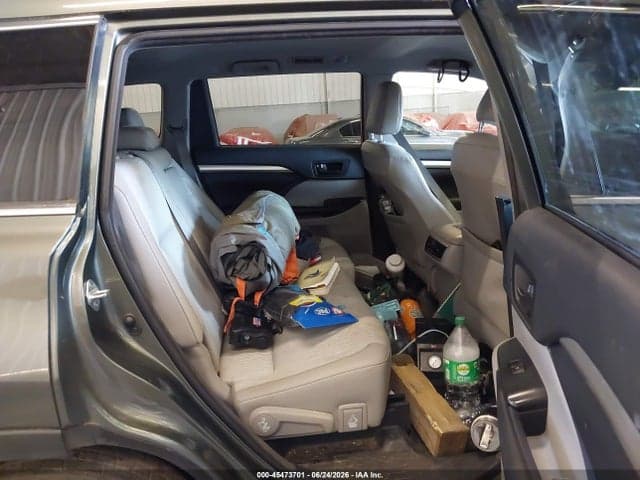 2018 TOYOTA HIGHLANDER LE PLUS 8