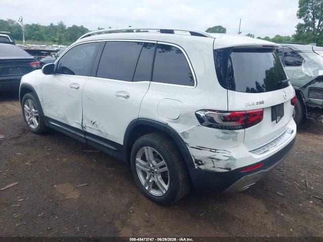 2020 MERCEDES-BENZ GLB 250 4MATIC 3