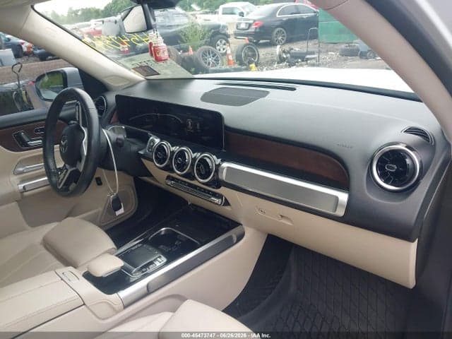 2020 MERCEDES-BENZ GLB 250 4MATIC 5