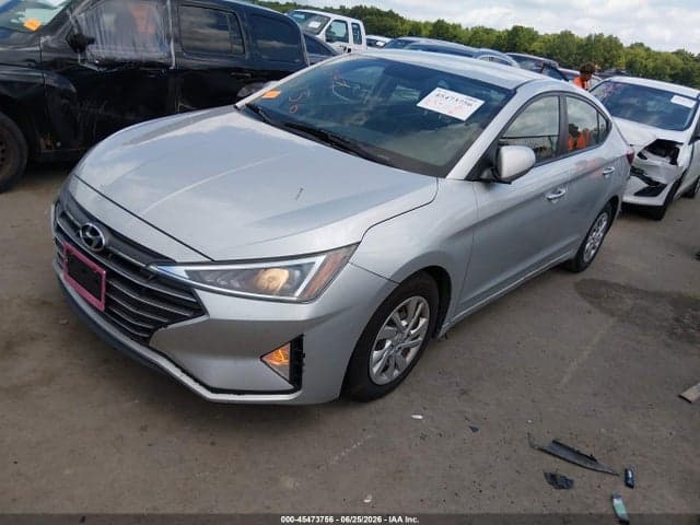 2019 HYUNDAI ELANTRA SE 2