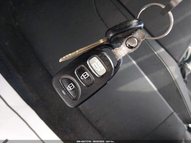 2019 HYUNDAI ELANTRA SE 11