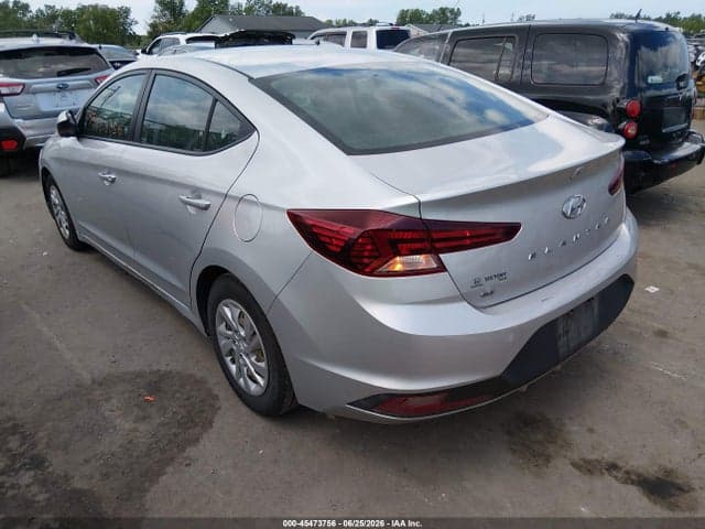 2019 HYUNDAI ELANTRA SE 3