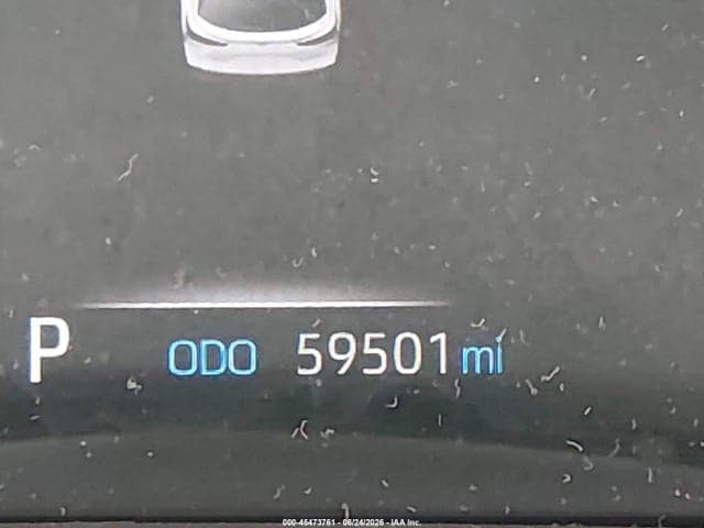 2024 TOYOTA SIENNA XLE 15