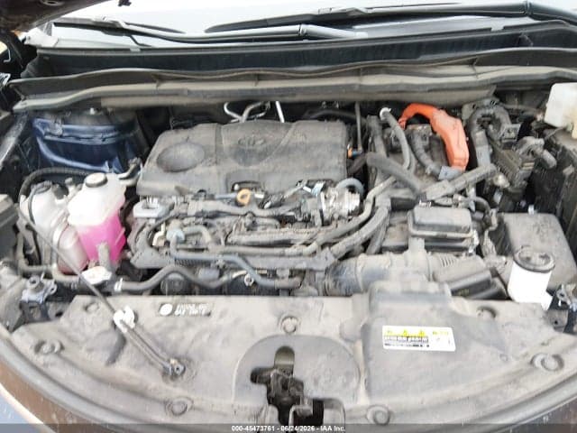 2024 TOYOTA SIENNA XLE 10