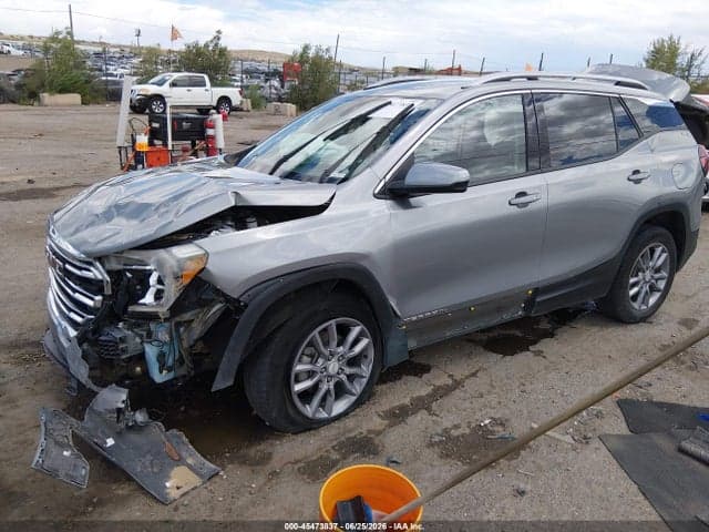 2024 GMC TERRAIN AWD SLT 2