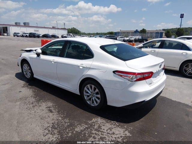2020 TOYOTA CAMRY LE 3