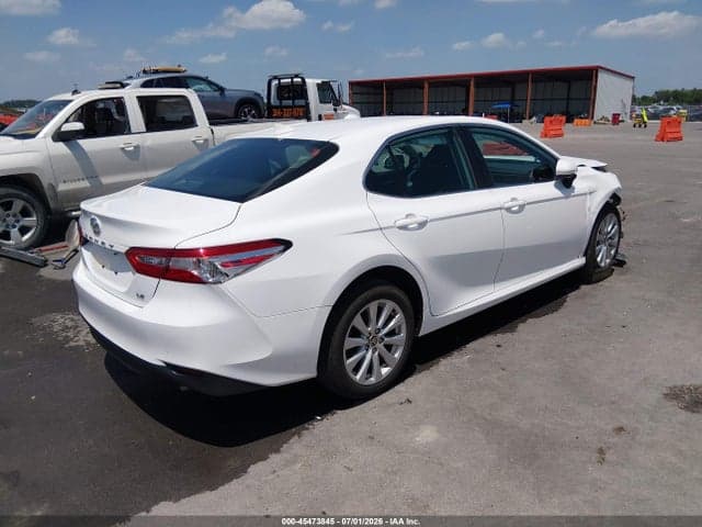 2020 TOYOTA CAMRY LE 4