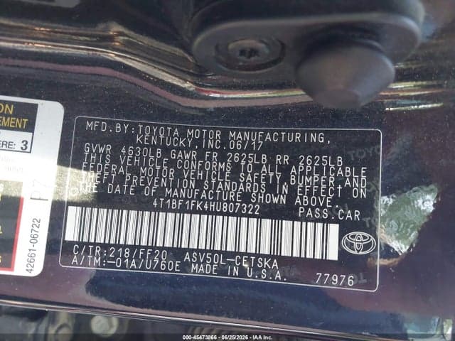 2017 TOYOTA CAMRY SE 9