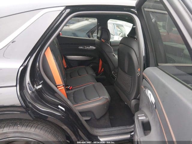 2026 GENESIS GV70 2.5T 8