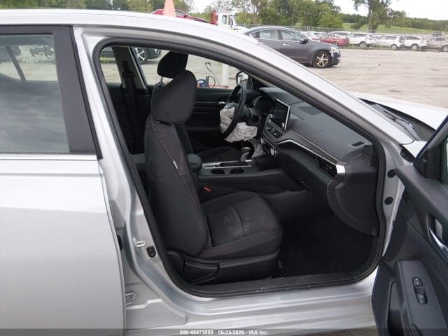2025 NISSAN ALTIMA SV AWD 5