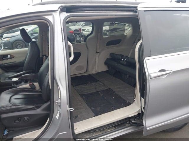 2017 CHRYSLER PACIFICA TOURING-L 8