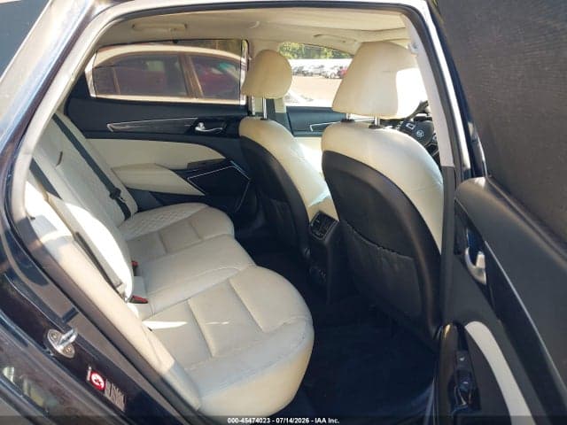 2017 KIA CADENZA LIMITED 8
