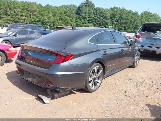 2022 HYUNDAI SONATA SEL PLUS 4