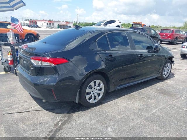 2026 TOYOTA COROLLA LE 4
